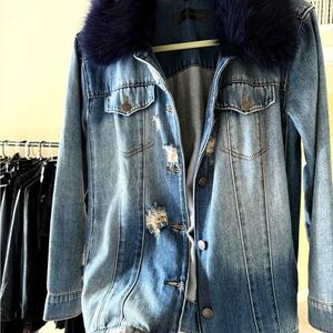 Bershka Blue Denim Jacket with dark blue Faux Fur Collar